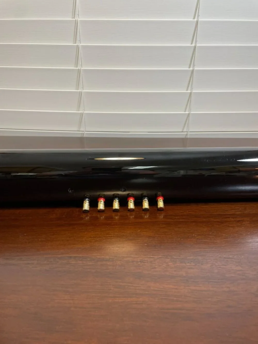 KEF HTF7003 Passive Soundbar 3.0 Channel High Gloss Black with Wall Mount - Picture 7 of 9